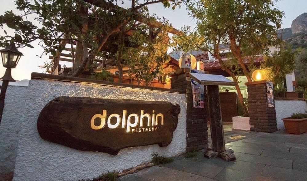 Dolphin Restaurant